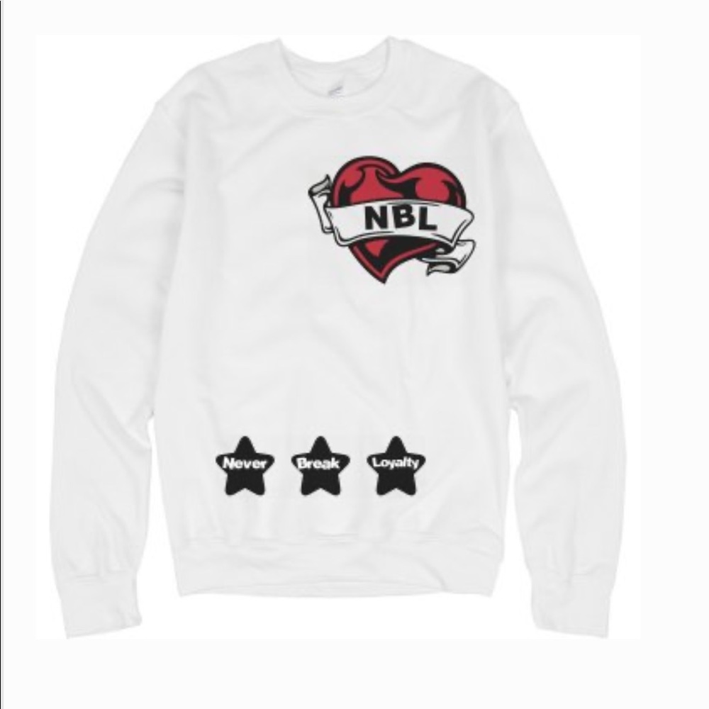 Sweatshirt